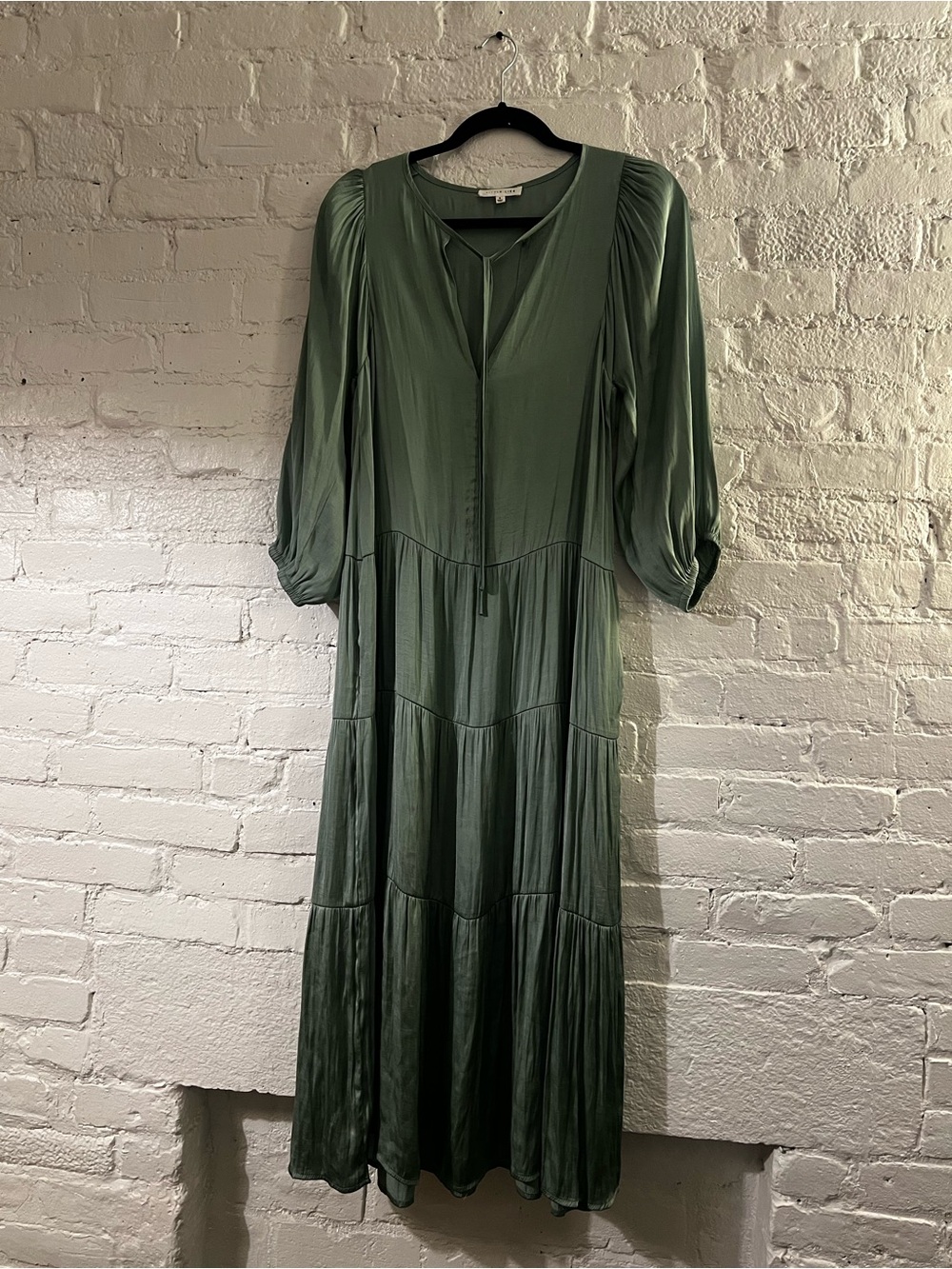 Flowy Silk Midi Dress in Light Green